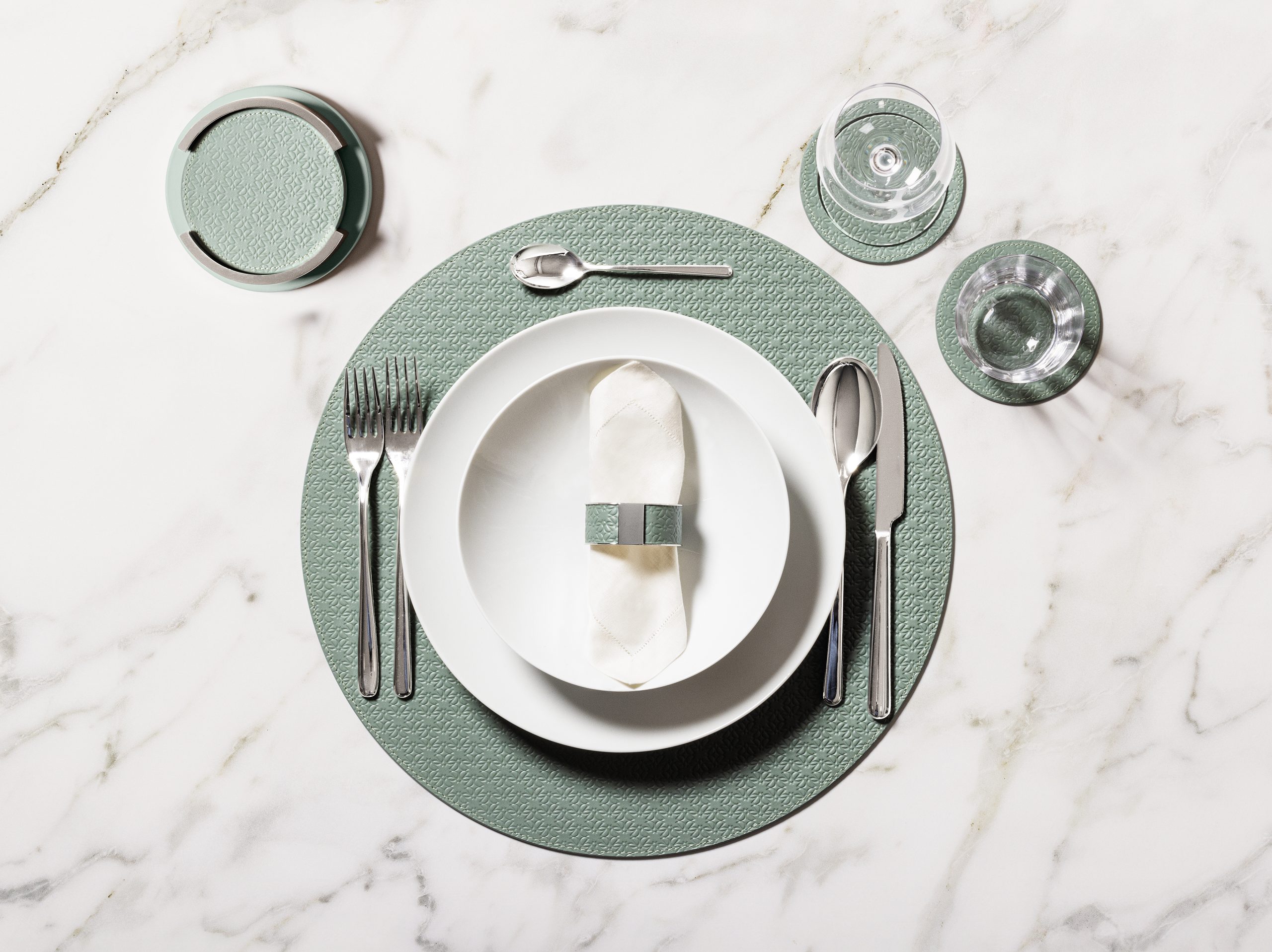 Giobagnara x Elie Saab: table de fêtes en version haute couture 